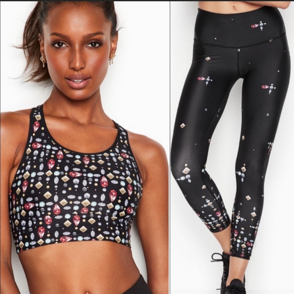 S- Set of Victoria’s Secret Sport bra & leggings